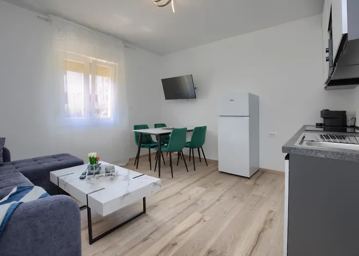 Mons Apartment *