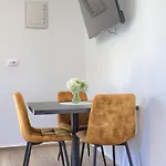 Mons Apartamento Pula